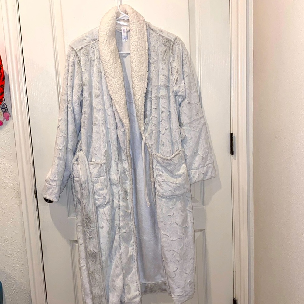 Stars Above Bath Robe